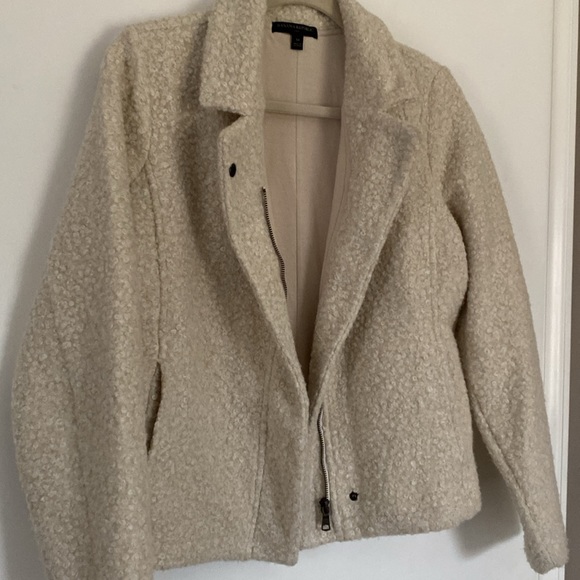 Banana Republic winter white boiled wool jacket, size Medium - Picture 7 of 11